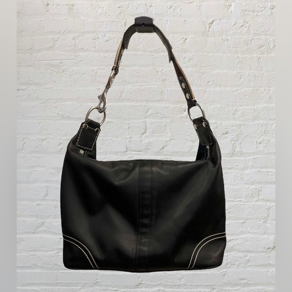 COACH Hampton Weekend Collection Shoulder Bag - Picture 2 of 5